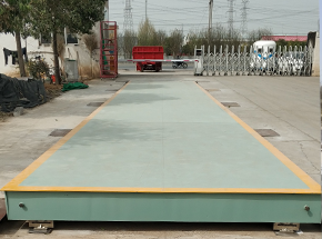 河南亿拖车辆公司18m-100吨地磅