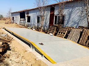 河南省(濮阳市)河子再生资源60吨超低地磅