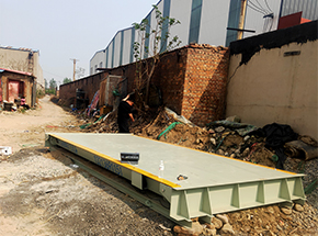 河北邯郸黄粱梦镇砂石料厂30吨