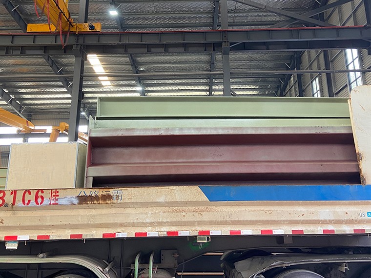 华美高矿业出口4